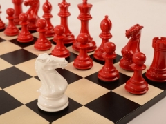 Bold Chess Classic Red v Gloss White close up new